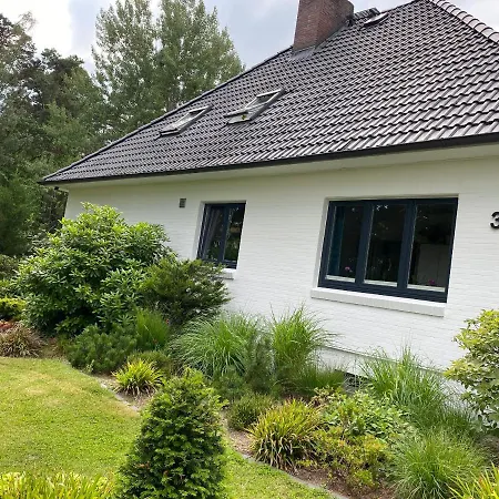 38 Waldweg * Bendestorf